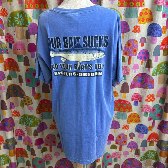 Sisters Oregon Fishing T-shirt. Large - Picture 3 of 8